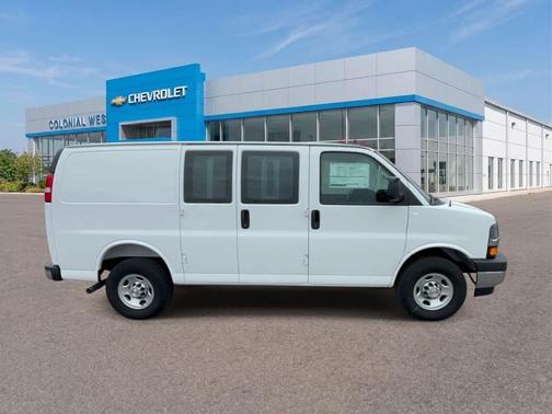 Summit White 2025 Chevrolet Express 2500 Work Van