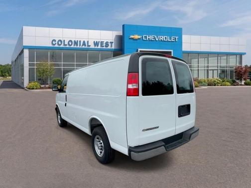 Summit White 2025 Chevrolet Express 2500 Work Van