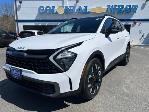Glacial White Pearl 2023 Kia Sportage X-Line