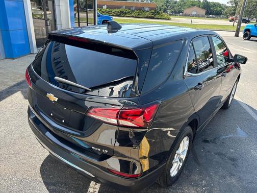 Mosaic Black Metallic 2024 Chevrolet Equinox LT