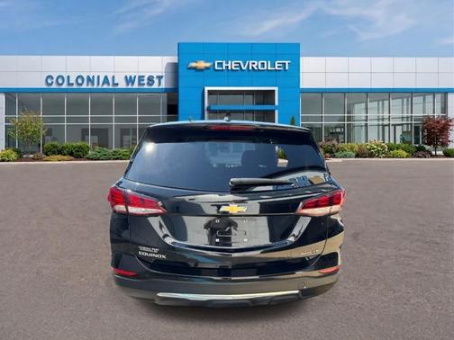 Mosaic Black Metallic 2024 Chevrolet Equinox LT