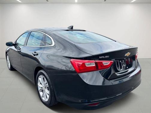 Mosaic Black Metallic 2023 Chevrolet Malibu LT