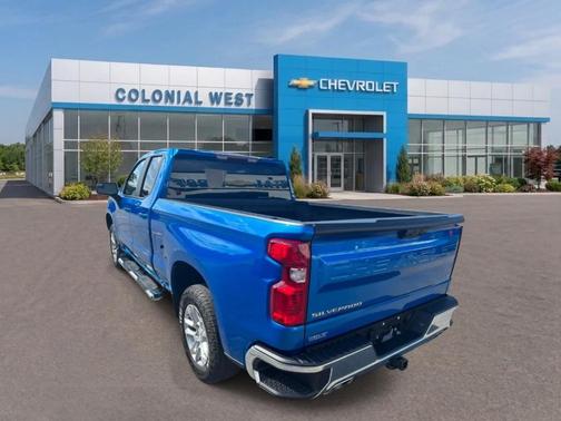 Glacier Blue Metallic 2022 Chevrolet Silverado 1500 LT