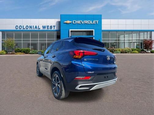 Sapphire Metallic 2022 Buick Encore GX Select