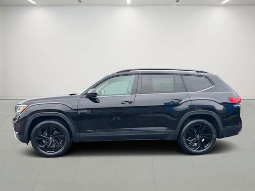 2022 Volkswagen Atlas 3.6L SE w/Technology