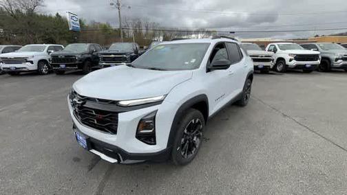 Polar White 2026 Chevrolet Equinox RS