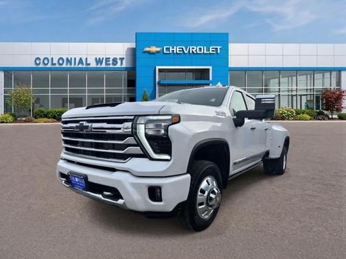 Iridescent Pearl Tricoat 2025 Chevrolet Silverado 3500 High Country