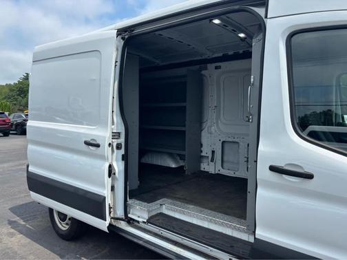 2022 Ford Transit-150 Base