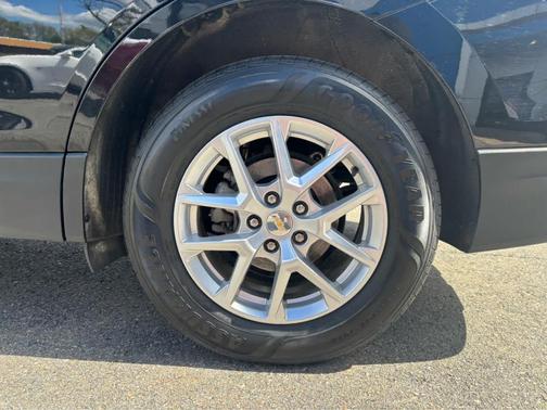 Mosaic Black Metallic 2023 Chevrolet Equinox 1LT