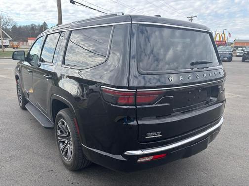 Diamond Black 2023 Jeep Wagoneer Base