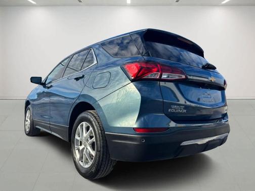 Lakeshore Blue Metallic 2024 Chevrolet Equinox LT
