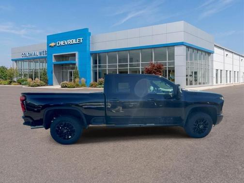 Black 2026 Chevrolet Silverado 3500 High Country
