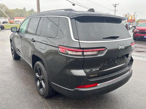 Rocky Mountain Pearlcoat 2023 Jeep Grand Cherokee L Limited