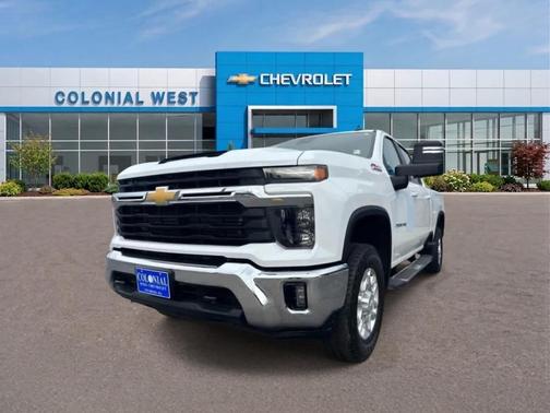 Summit White 2025 Chevrolet Silverado 2500 LT