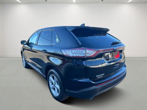 2016 Ford Edge SE