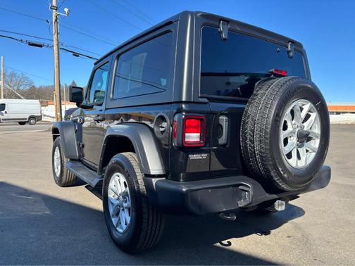 2023 Jeep Wrangler Sport