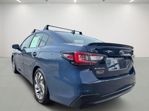 2023 Subaru Legacy 