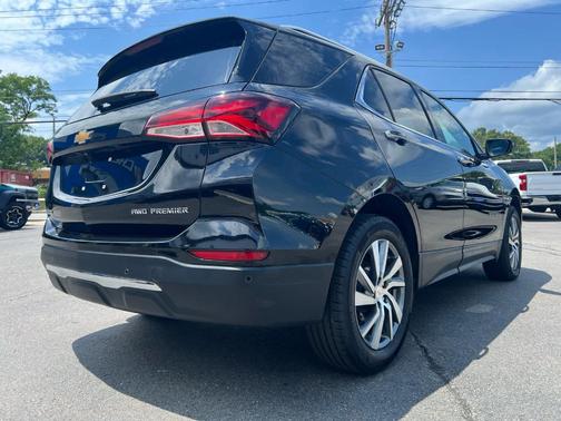 Mosaic Black Metallic 2024 Chevrolet Equinox Premier