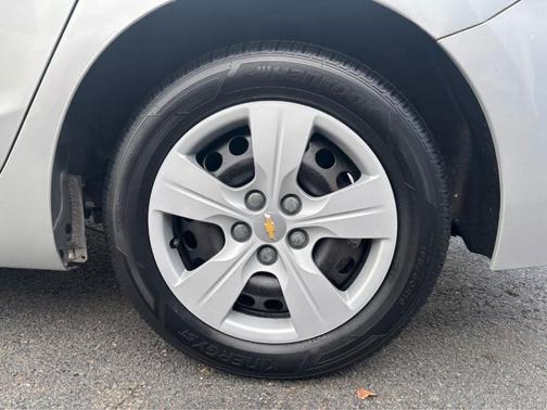 2017 Chevrolet Cruze LS