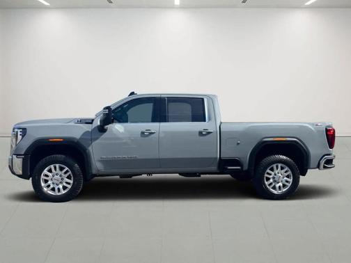 Gray 2024 GMC Sierra 2500 SLE