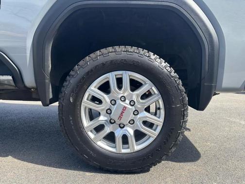 Gray 2024 GMC Sierra 2500 SLE