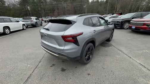 Sterling Gray Metallic 2026 Chevrolet Trax ACTIV