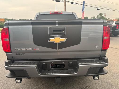 Satin Steel Gray Metallic 2018 Chevrolet Colorado LT