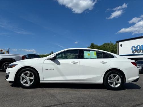Summit White 2023 Chevrolet Malibu 1LS