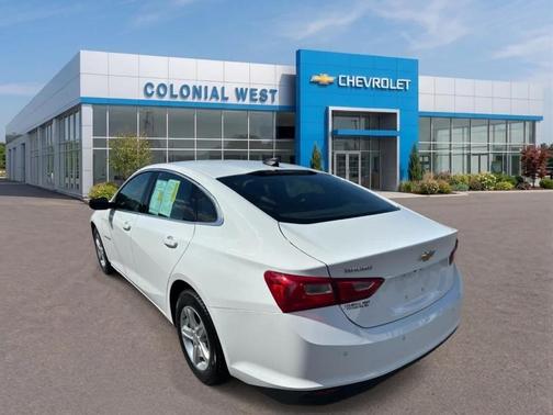 Summit White 2023 Chevrolet Malibu 1LS