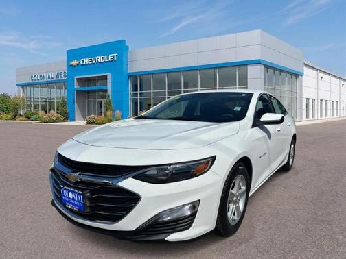 Summit White 2023 Chevrolet Malibu 1LS