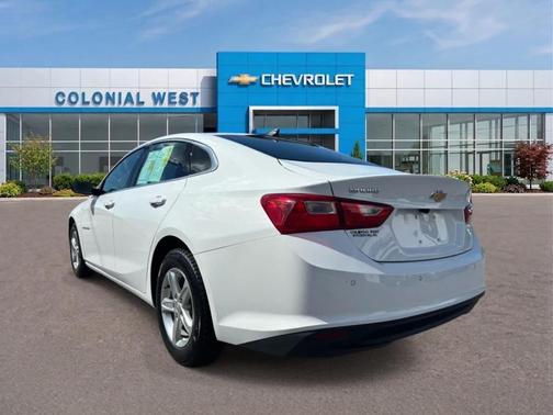 Summit White 2023 Chevrolet Malibu 1LS