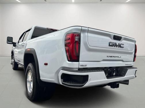 2026 GMC Sierra 3500 Denali Ultimate