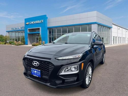 Ultra Black 2021 Hyundai KONA SEL