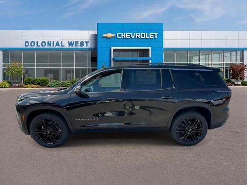 Mosaic Black Metallic 2026 Chevrolet Traverse LT