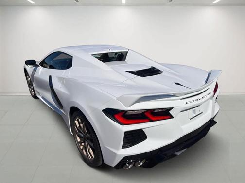 2024 Chevrolet Corvette Stingray w/2LT