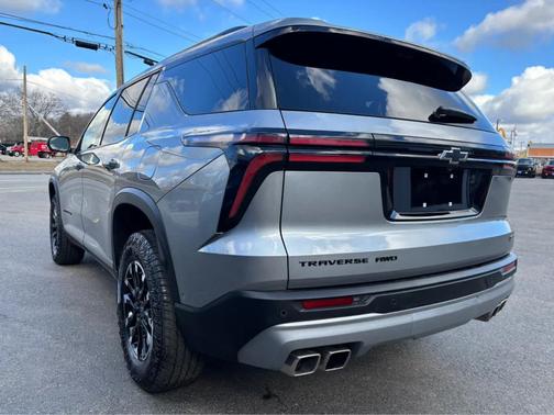 2025 Chevrolet Traverse Z71