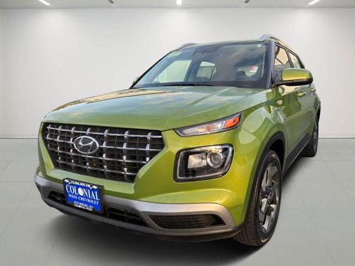 2023 Hyundai VENUE SEL