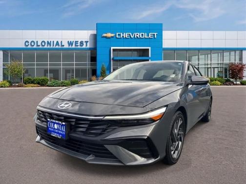 Gray 2025 Hyundai ELANTRA SEL Convenience