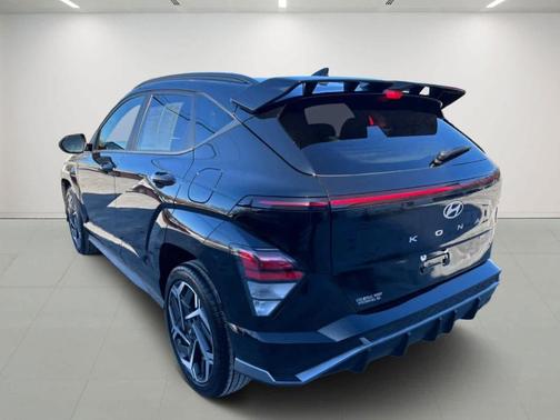 Abyss Black Pearl 2024 Hyundai KONA N Line