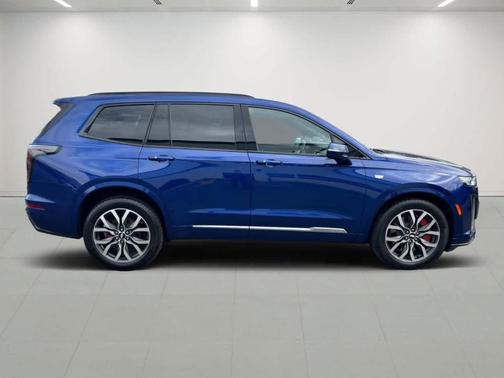2023 Cadillac XT6 Sport AWD