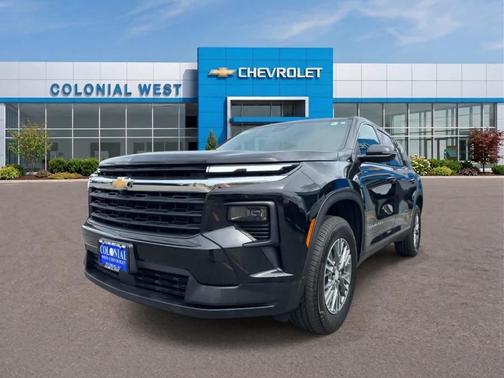 Mosaic Black Metallic 2024 Chevrolet Traverse LS