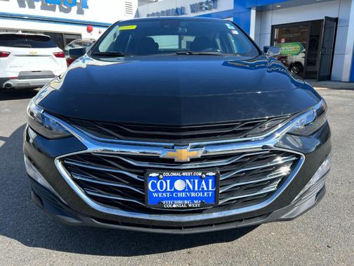 Mosaic Black Metallic 2023 Chevrolet Malibu LT