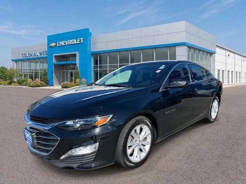 Mosaic Black Metallic 2023 Chevrolet Malibu LT
