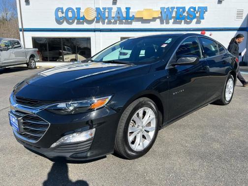 Mosaic Black Metallic 2023 Chevrolet Malibu LT