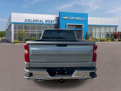 Sterling Gray Metallic 2026 Chevrolet Silverado 1500 LT