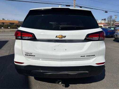 Summit White 2024 Chevrolet Equinox Premier