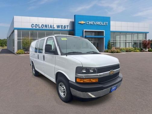 Summit White 2025 Chevrolet Express 2500 Work Van