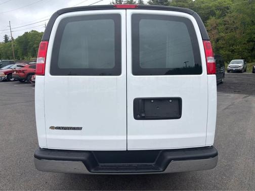 2025 Chevrolet Express 2500 Work Van