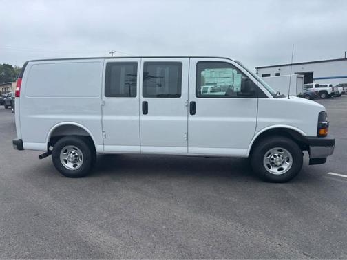 2025 Chevrolet Express 2500 Work Van