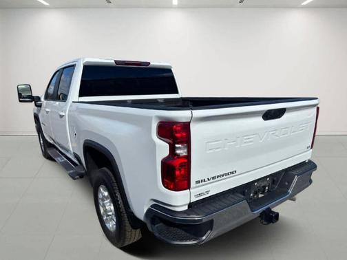 Summit White 2025 Chevrolet Silverado 2500 LT